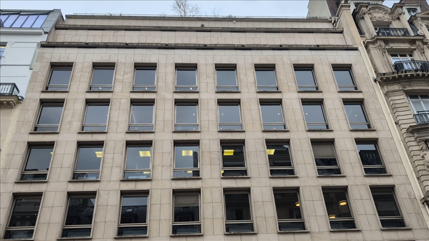 Fransa'da jandarma ABD merkezli X şirketinin Paris'teki ofislerinde arama yaptı