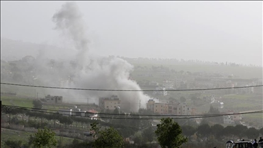 میدیای ئیسرائیل: "سوپا لە ناوچە سنوورییەکانی لوبنان-سووریا ماددەی کیمیایی دەڕشێنێت"