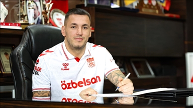 Sivasspor, Arnavut golcü Rey Manaj'ı yeniden kadrosuna kattı