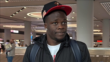 Beşiktaş, Junior Olaitan'la 1 yılı opsiyonlu 4,5 yıllık sözleşme imzaladı