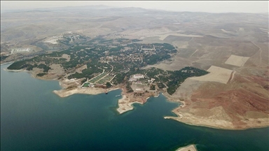 Son 65 yılın en kurak illeri arasında yer alan Kırşehir'de bilinçli su tüketimi uyarısı