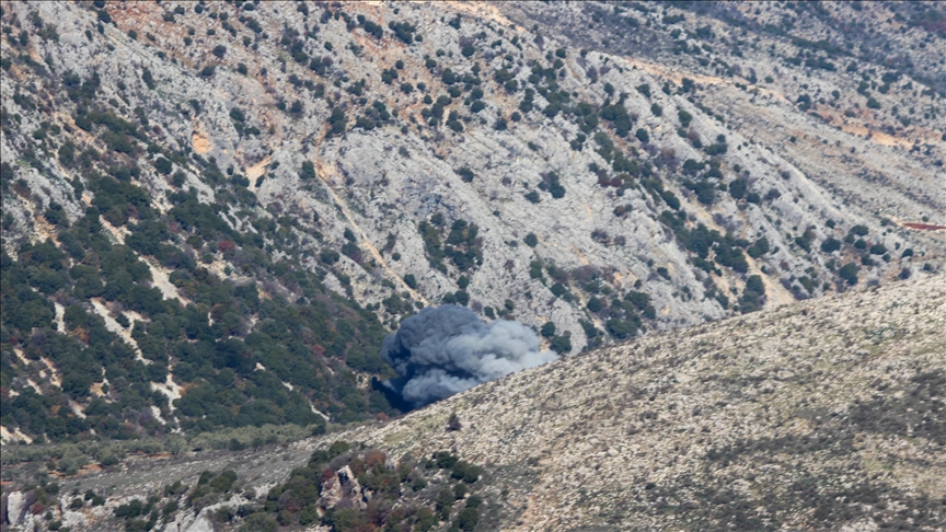 ليشتكيها بمجلس الأمن.. لبنان يوثق رش إسرائيل "موادا سامة" بالجنوب