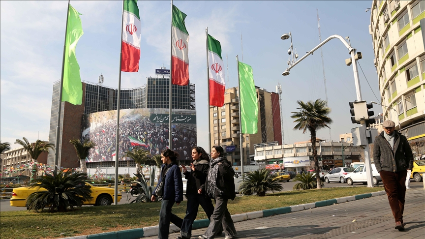 Irani zyrtarisht u lejon grave të marrin patenta për motoçikleta