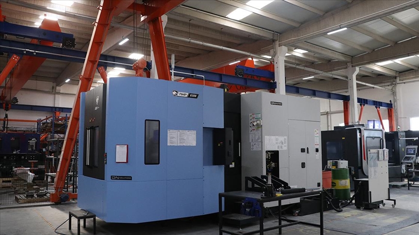 Kayseri'de ürettikleri raylı sistem aracı ekipmanlarını çok sayıda ülkeye ihraç ediyorlar