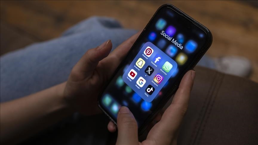 Греция завершает подготовку к запрету соцсетей для детей младше 15 лет