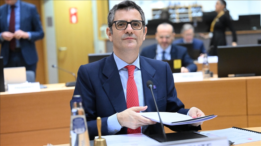 El ministro de Justicia de España acusa a Elon Musk de ser un “milmillonario depredador” que amenaza la democracia