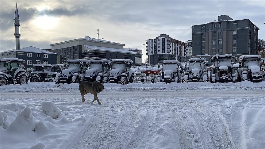 Doğu'da soğuk hava ve kar etkisini sürdürüyor