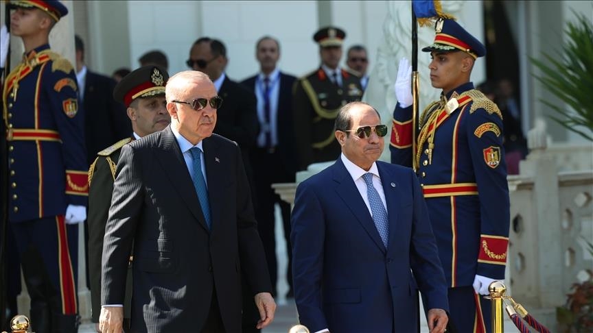 Serokomar Erdogan li Qahireyê bi merasima fermî hat pêşwazîkirin