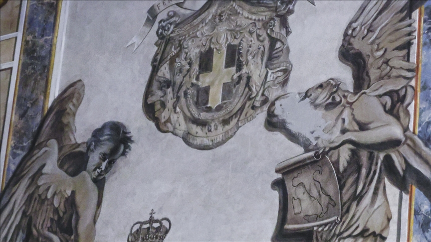Italie : la fresque représentant un ange ressemblant à Meloni dans la basilique historique de Rome a été retirée