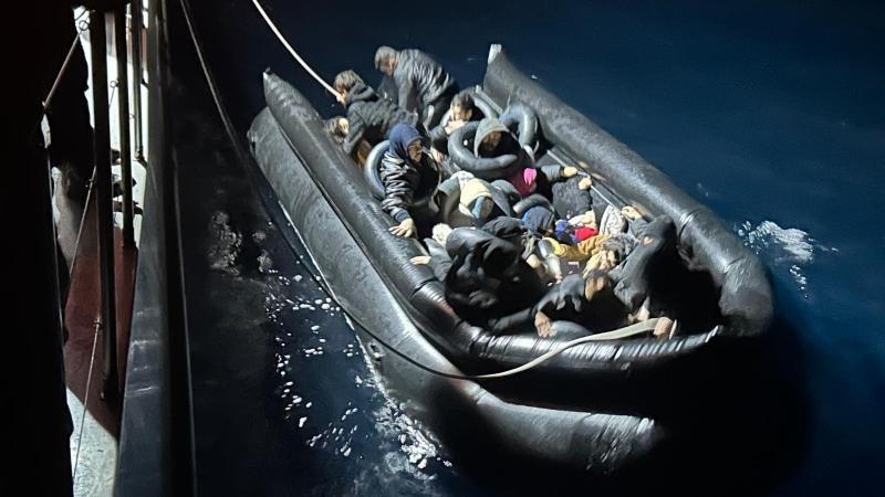 У берегов Греции столкнулись патрульный катер и лодка с мигрантами, погибли 14 человек