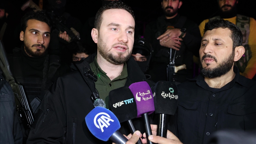 گوتەبێژی وەزارەتی ناوخۆی سووریا: "سەرلەنوێ کێڵگە نەوتییەکان و دەروازە سنوورییەکان دەست بەکار دەبنەوە"