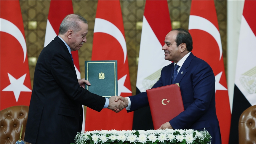 تاکید السیسی بر اهمیت تقویت همکاری‌های مصر و ترکیه