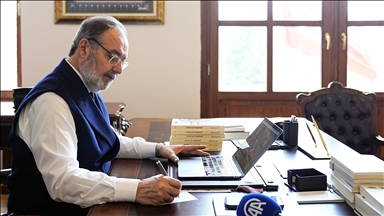 Türkiye Uluslararası İslam, Bilim ve Teknoloji Üniversitesi Rektörü Görmez, AA'nın "Yılın Kareleri" oylamasına katıldı