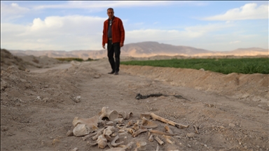 New mass grave uncovered in Syrian capital