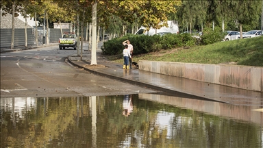 İspanya'nın Endülüs bölgesinde şiddetli yağışa karşı "kırmızı alarm" verildi