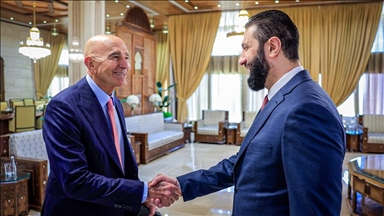 Serokomarê Sûriyeyê Şera pêşwaziya Nûnerê Taybet ê Amerîkayê bo Sûriyeyê Barack kir