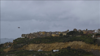 İtalya'da toprak kayması yaşanan ilçede zemin hareketliliği sürüyor