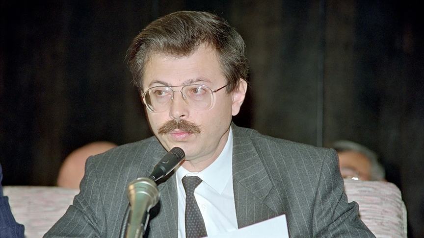 Adnan Kahveci'nin ölümünün üzerinden 33 yıl geçti