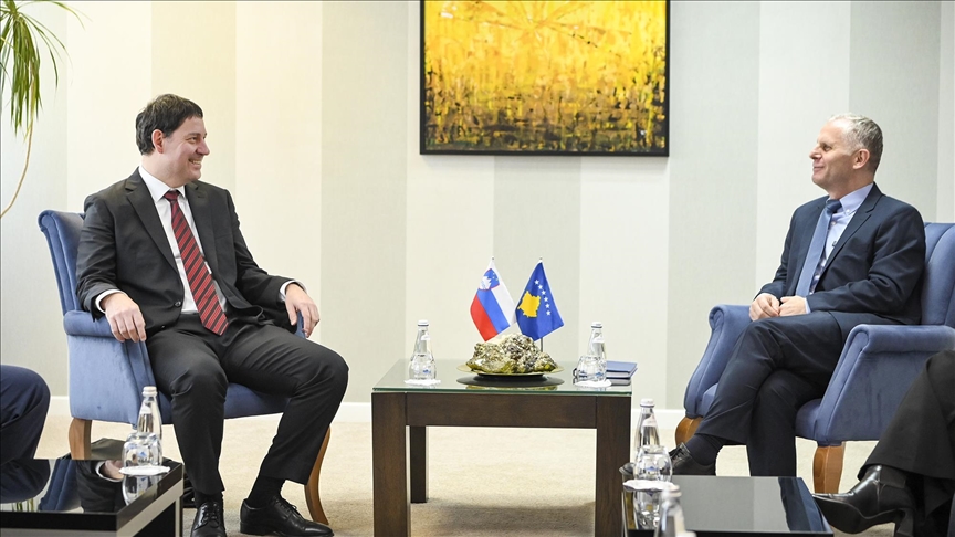 Zëvendëskryeministri i Kosovës Bislimi takon përfaqësuesin e Sllovenisë për Ballkanin Perëndimor Anzej Franges