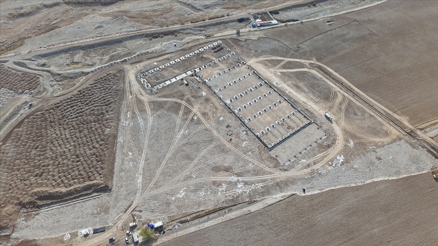 Lezita Kahramanmaraş'a 130 milyon avro yatırımla piliç üretim tesisi kuracak