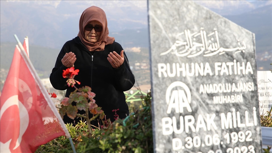 Depremde yaşamını yitiren AA muhabiri Burak Milli'nin annesi, evladını özlemle anıyor