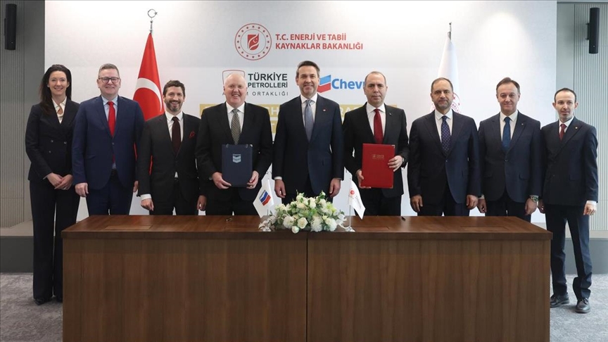 شركة النفط التركية توقع مذكرة تفاهم مع "شيفرون" الأمريكية 
