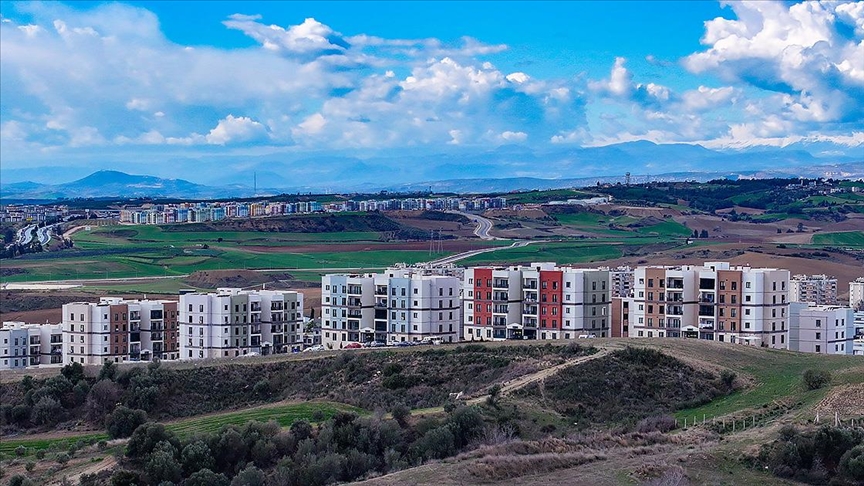 Adana ve Osmaniye'de 24 bin 257 deprem konutu hak sahipleriyle buluşturuldu