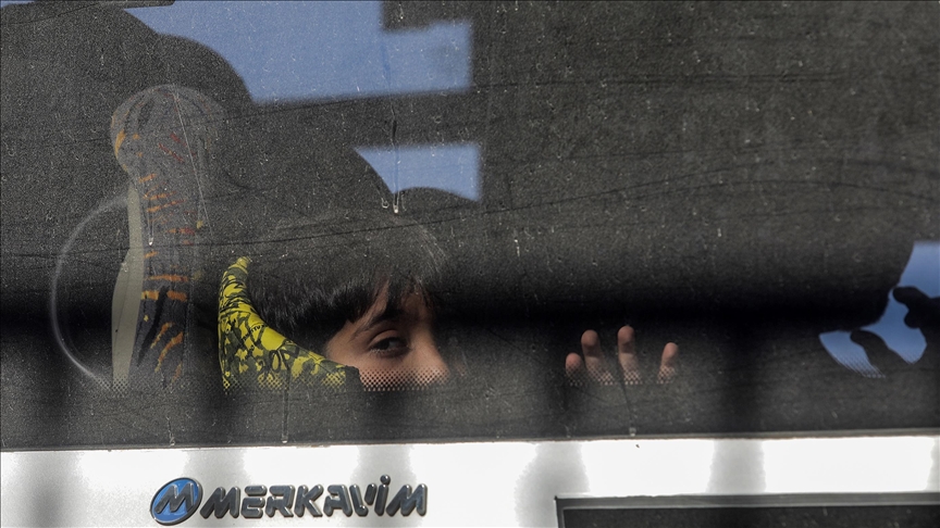 طفولة على عكازين.. شهادات من جرحى غزة بعد عبور رفح (تقرير مصور)