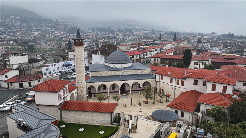 Hatay'da depremde zarar gören simge yapılar aslına uygun şekilde ayağa kaldırıldı