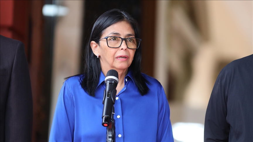 Venezuela’s interim president calls for dialogue with US