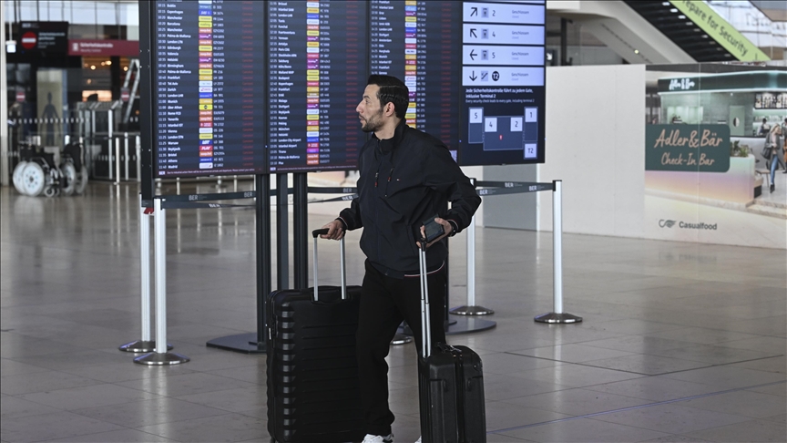 Ice grounds all departures at Berlin Brandenburg Airport
