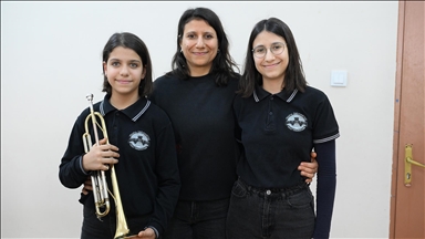 Depremzede kardeşlerin Hatay'dan Edirne'ye uzanan müzik yolculuğu