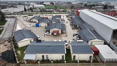 Depremlerden etkilenen Hatay'da ticari hayat geçici prefabrik çarşılarla canlandı  