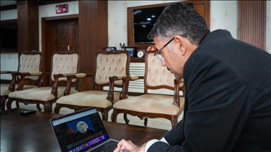 Hakkari Valisi Çelik, AA'nın "Yılın Kareleri" oylamasına katıldı