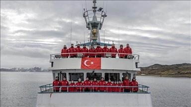 Тим турски научници ја започнаа 10. експедиција на Антарктикот