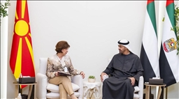 Сиљановска-Давкова оствари средба со претседателот на ОАЕ, Мухамед бин Зајед ал Нахјан