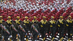 إيران: إذا اندلعت حرب فستشمل المنطقة وجميع القواعد الأمريكية