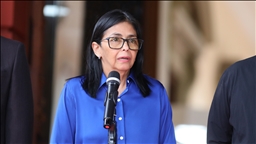 Venezuela’s interim president calls for dialogue with US