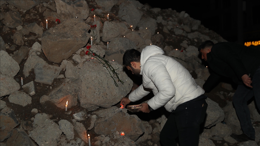 لە دیاربەکر یادی قوربانیانی بوومەلەرزەکانی شەشی شوبات کرایەوە