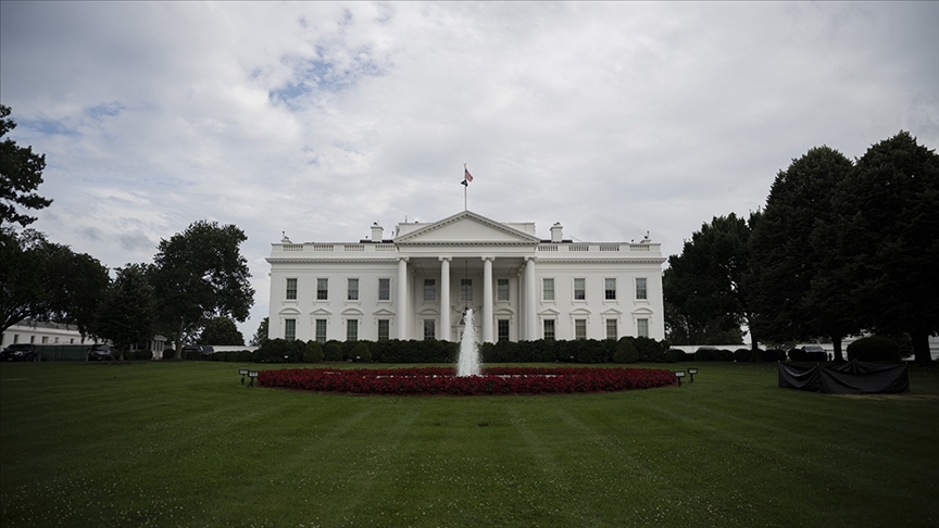 Beyaz Saray: ICE’ın kasımdaki ara seçimlerde sandıkların çevresinde olmayacağının garantisi yok