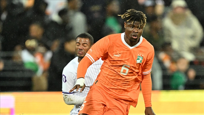 Beşiktaş tarihindeki üçüncü Fildişi Sahilli futbolcu Emmanuel Agbadou oldu