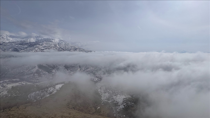 Li Wan û Hekariya rêya 11 cî û waran ji ber berfê girtî ne