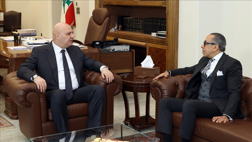 سفير مصر خلال لقائه عون: نرفض اعتداءات إسرائيل ونطالبها بالانسحاب