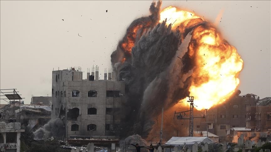 Несмотря на перемирие, израильская армия разрушила здание в секторе Газа