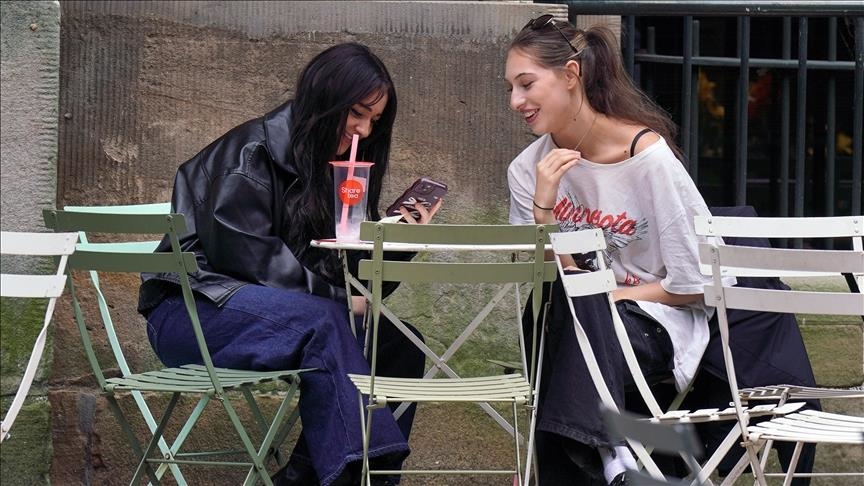 France : le gouvernement envisage d’informer les jeunes adultes sur la fertilité