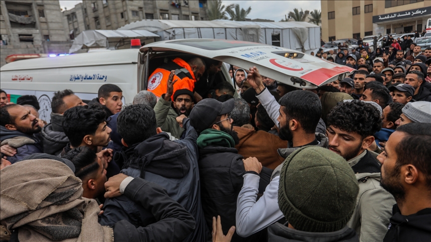 إسرائيل تقتل فلسطينيين اثنين وتصيب 6 في غزة الجمعة