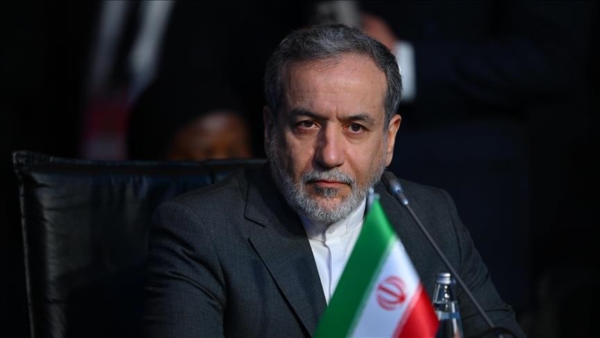 وەزیری دەرەوەی ئێران بۆ بەشداریکردن لە دانوستانەکان لەگەڵ ئەمریکا لە عومانە