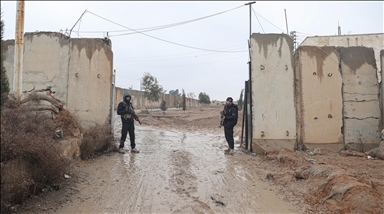 Lebanon, Syria agree to transfer over 300 Syrian prisoners to Damascus