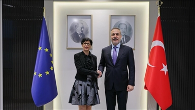 Le chef de la diplomatie turque rencontre la commissaire européenne à l’Élargissement