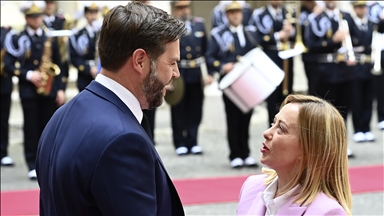 Meloni et le vice-président américain réaffirment leur « relation stratégique »